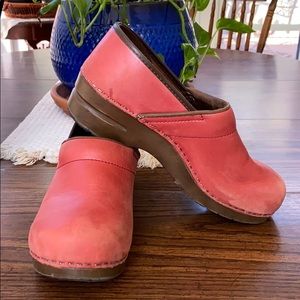 Sanita Danish Clogs Red Women’s Size 40
